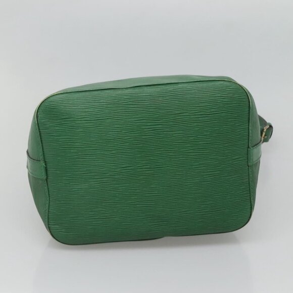 LOUIS VUITTON Epi Petit Noe Shoulder Bag Green LV Auth - Picture 6 of 16